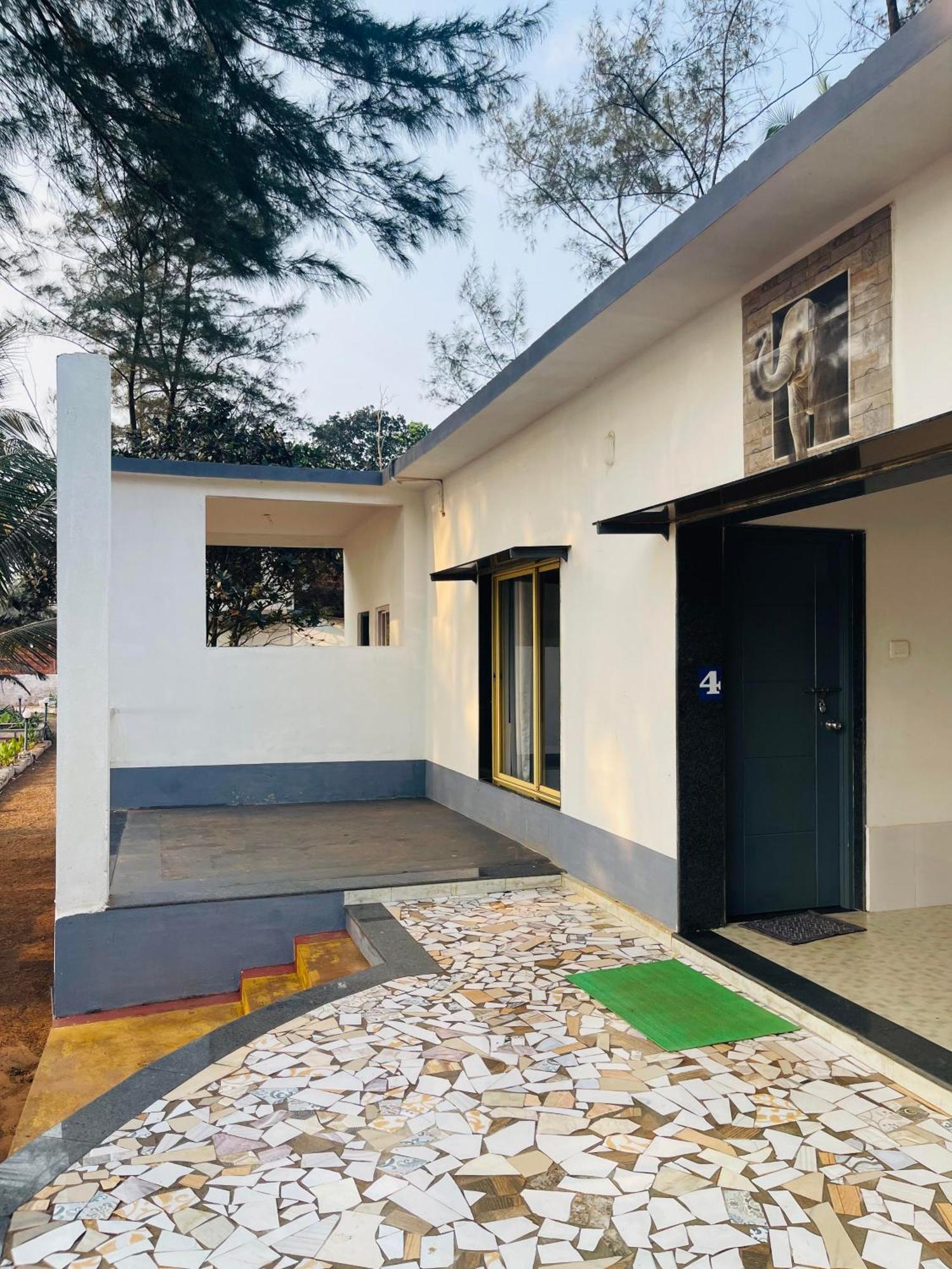 The Meraki Beach Resort Gokarna  Exterior foto
